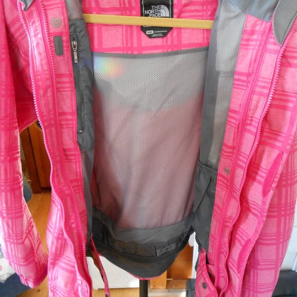 THE NORTH FACE TRICLIMATE COAT-3 IN 1-PINK AND WHITE-WOMEN'S SIZE M-VGUC - Picture 6 of 12